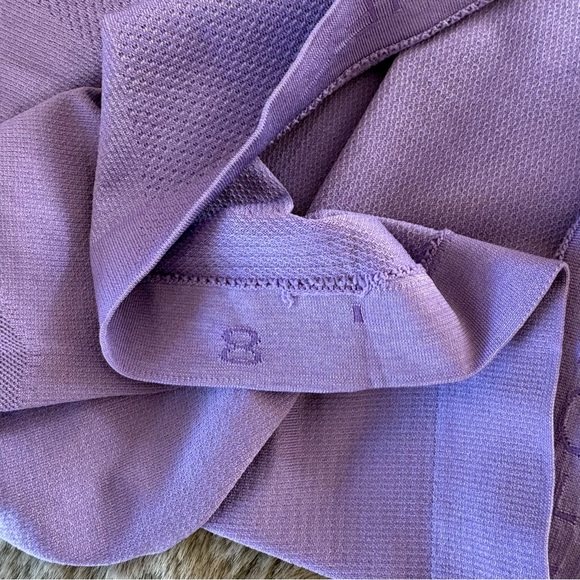 Lululemon Swiftly Tech Long Sleeve 8 Purple Lilac Top Yoga Pilates Running Gym - Picture 8 of 8